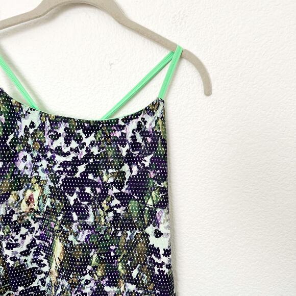 [Lululemon] Dancing Warrior Floral Sport Pistachio Workout Tank Built In Bra 4 - Picture 9 of 10